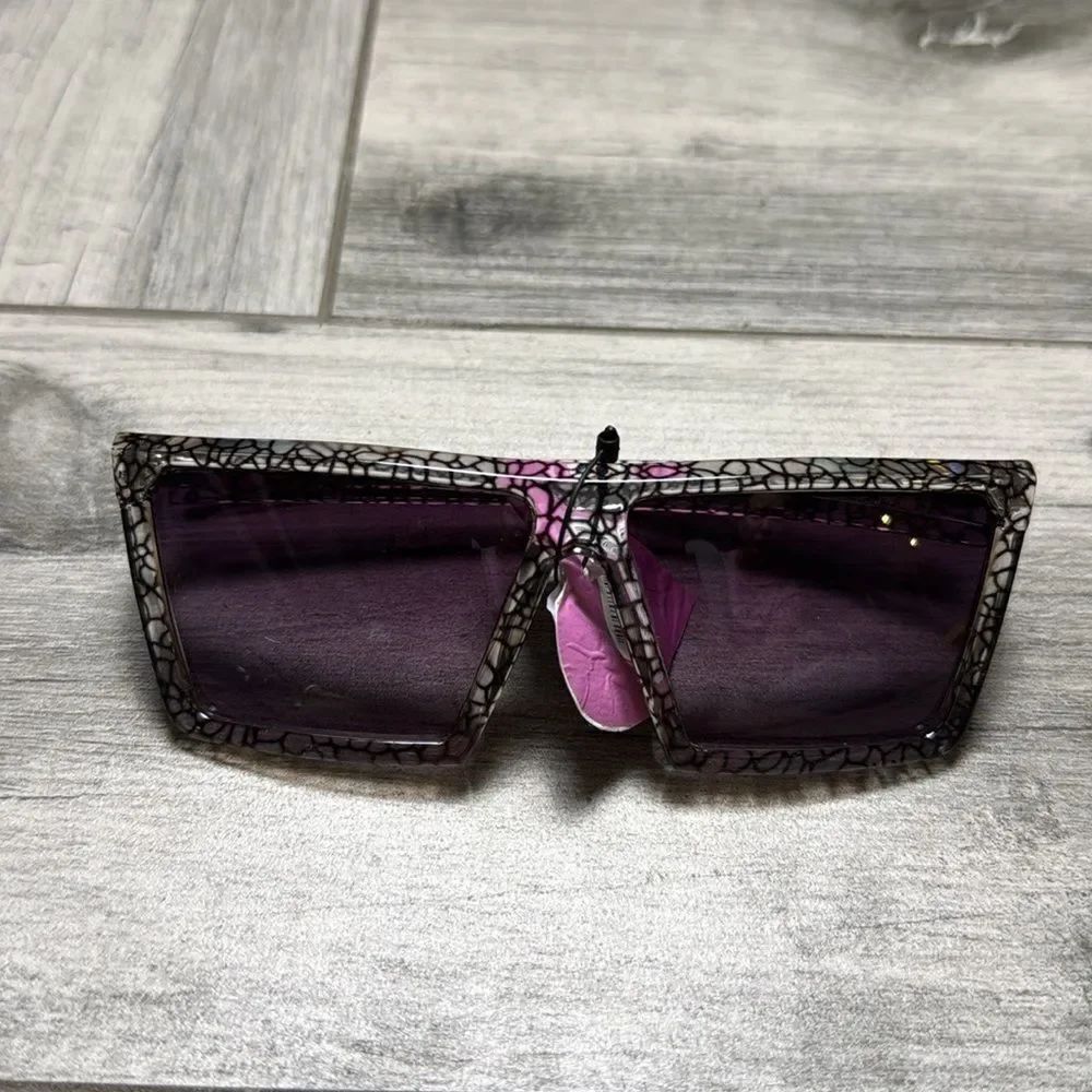 Snooki by Nicole Polizzi Womens Crack Design Pattern Square Sunglasses NWT